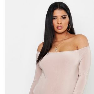 Plus Silky Off the Shoulder Body Suit 💕
